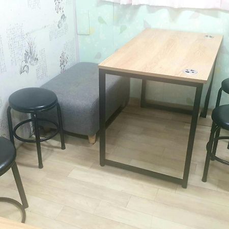 Photo Park Guesthouse سيول الغرفة الصورة